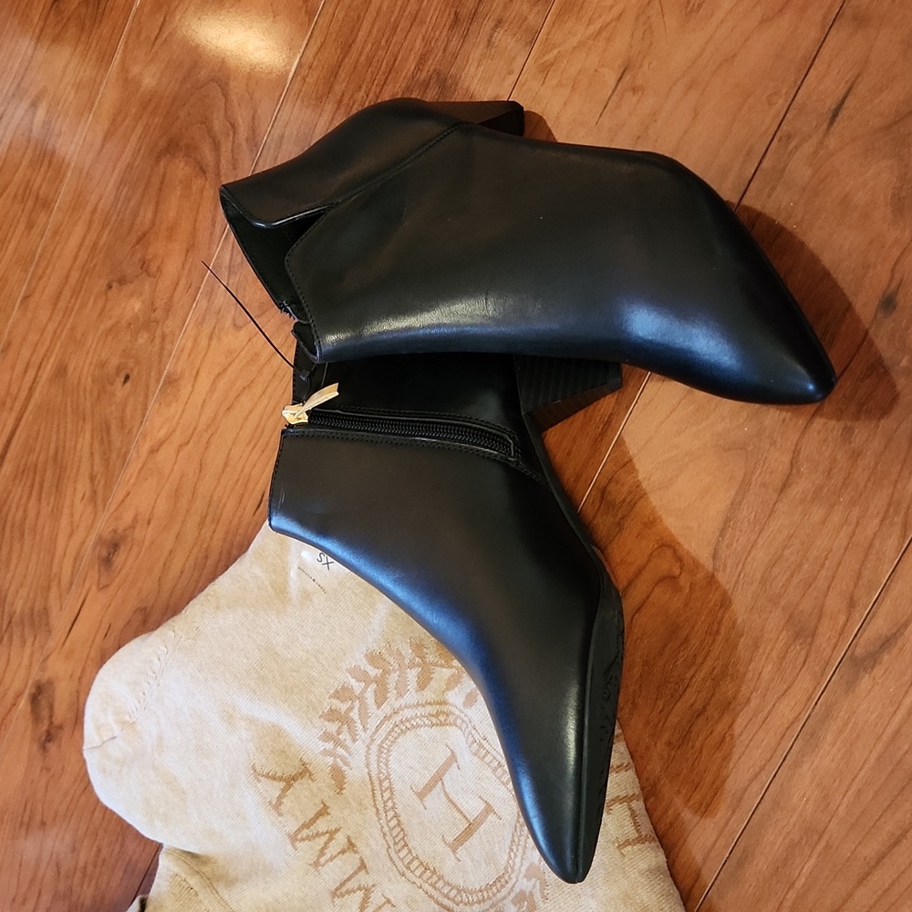 NEW Black Rockport Booties